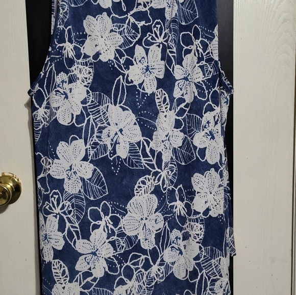 Tank Blouse - Picture 7 of 7